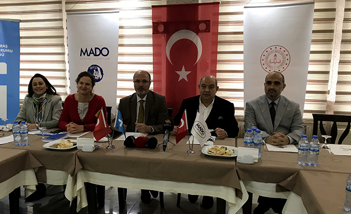 MADO'dan iş garantili “Aşçı Çırağı Kursu için işbirliği protokolü” imzaladı