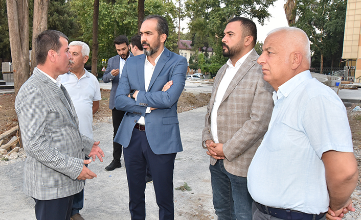 Özdemir, “Türkoğlu, Osman Okumuş başkan ile birlikte çok güzel bir şehre dönüştü”