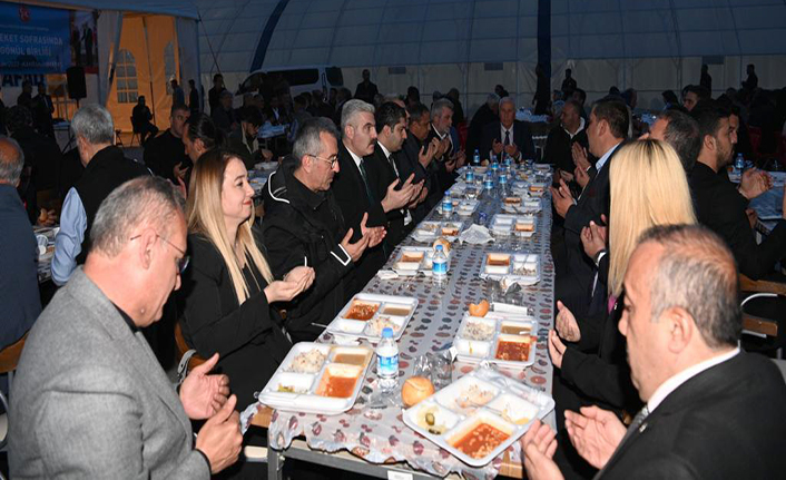 Güngör, MHP İl Başkanlığı’nın iftar programına katıldı
