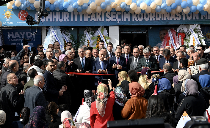 Bakan Özhaseki’nin katılımıyla Pazarcık’ta seçim ofisinin açılışı yapıldı