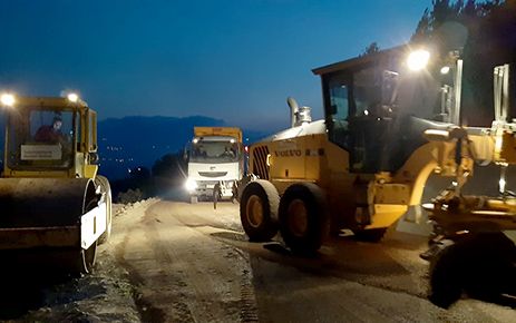 Büyükşehir’den gece mesaisi