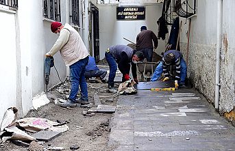 Dulkadiroğlu Belediyesi bazalt ve parke çalışmaları sürüyor