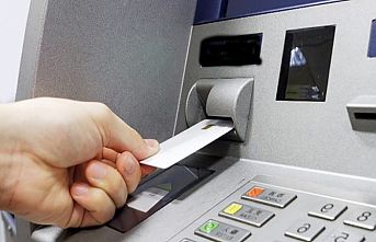 ATM ve PTT’den FETÖ’cülere para yolluyorlardı