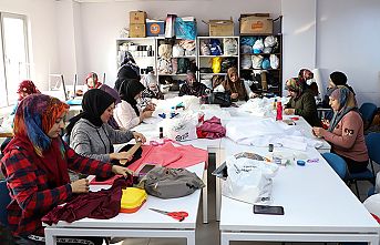 Dulkadiroğlu Gençlik Merkezi tekstil sektörüne kalifiye eleman yetiştiriyor