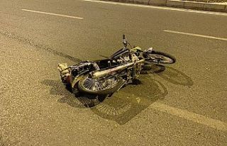 Motosiklet sürücüsü ağır yaralandı