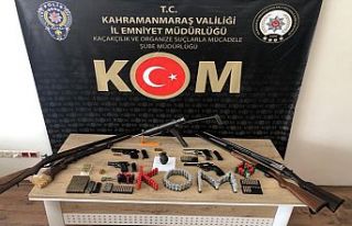Silah ticareti yapanlara operasyon: 9 gözaltı