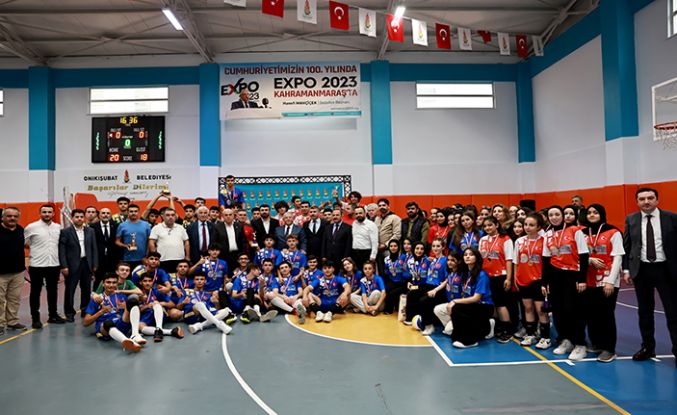 Onikişubat Belediyesi 100. yıl EXPO 2023 Voleybol Turnuvası finali nefes kesti