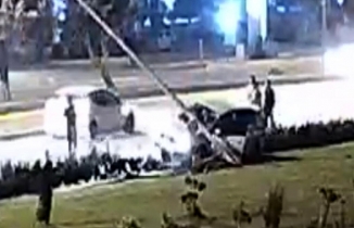 Kahramanmaraş'ta zincirleme trafik kazası güvenlik kamerası yansıdı